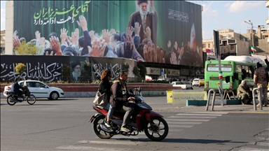 İsrail ve ABD'nin İran'a yönelik ortak saldırıları gölgesinde başkent Tahran'da hayat devam ediyor