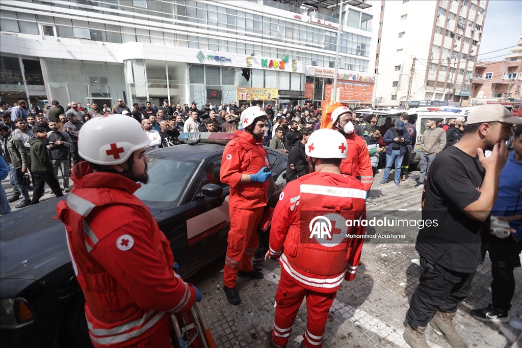 İsrail'in Lübnan'daki beldelere düzenlediği saldırılarda 10 kişi hayatını kaybetti