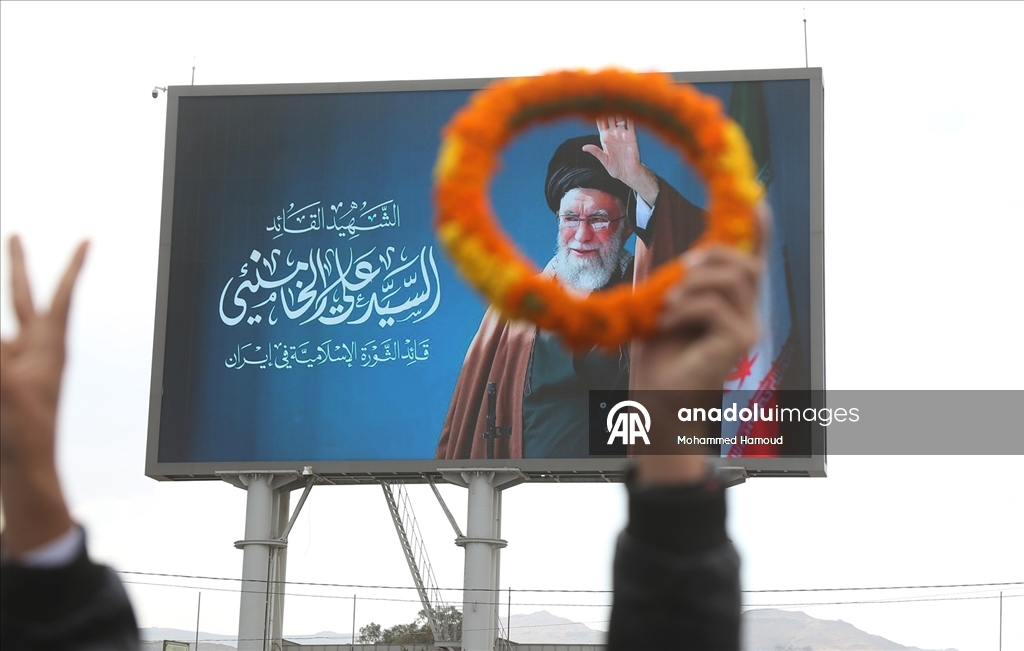 Yemen'deki Husiler, ABD ve İsrail'in İran'a yönelik saldırıları protesto etti