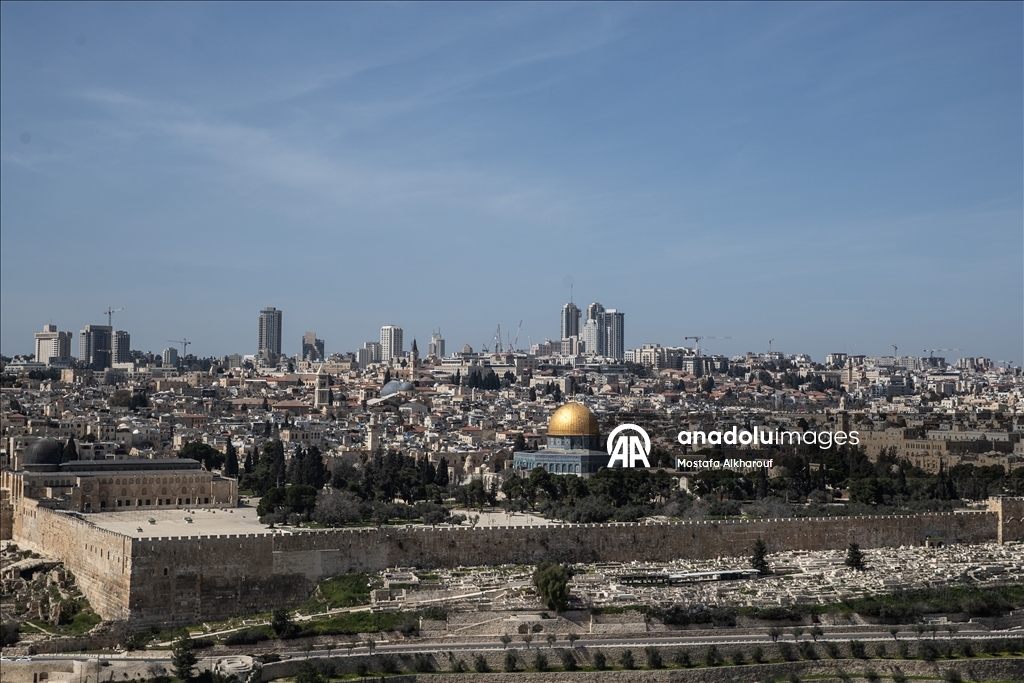 İsrail, Filistinlilerin Mescid-i Aksa'da cuma namazı kılmasına izin vermeyecek