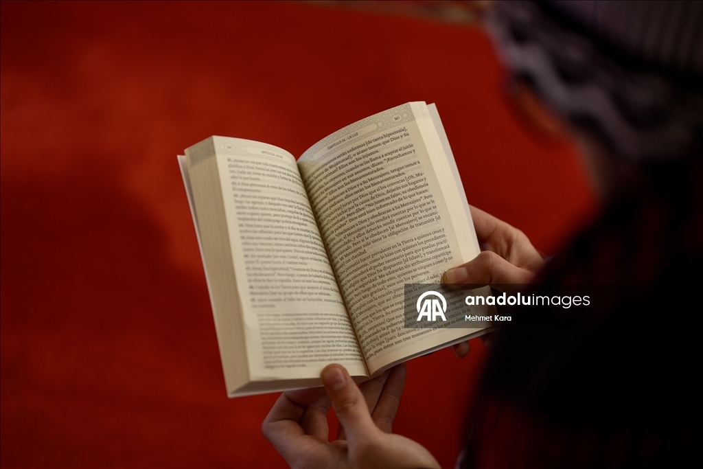 Испанец принял ислам в Стамбуле, вдохновившись сопротивлением палестинцев