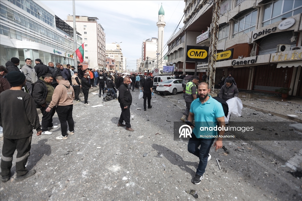 İsrail'in Lübnan'daki beldelere düzenlediği saldırılarda 10 kişi hayatını kaybetti