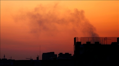 İran'ın başkenti Tahran'da çok sayıda patlama meydana geldi
