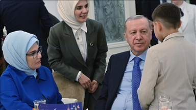 Cumhurbaşkanı Erdoğan, devlet himayesindeki çocuklarla iftarda bir araya geldi
