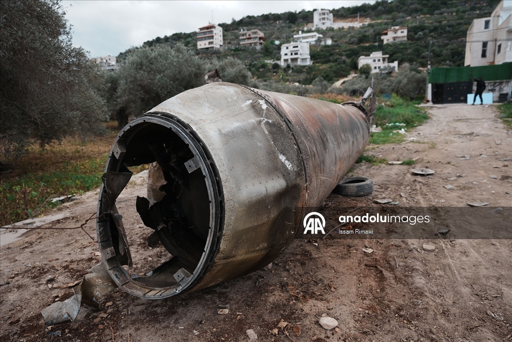 İran'dan İsrail'e atılan bir füze işgal altındaki Batı Şeria'ya düştü