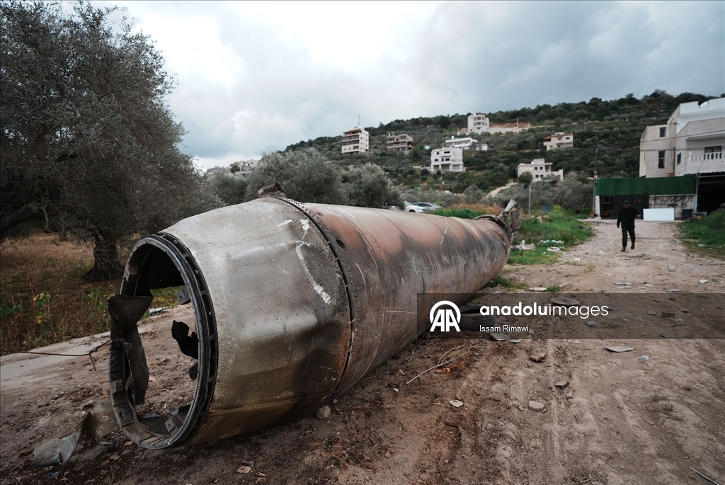 İran'dan İsrail'e atılan bir füze işgal altındaki Batı Şeria'ya düştü