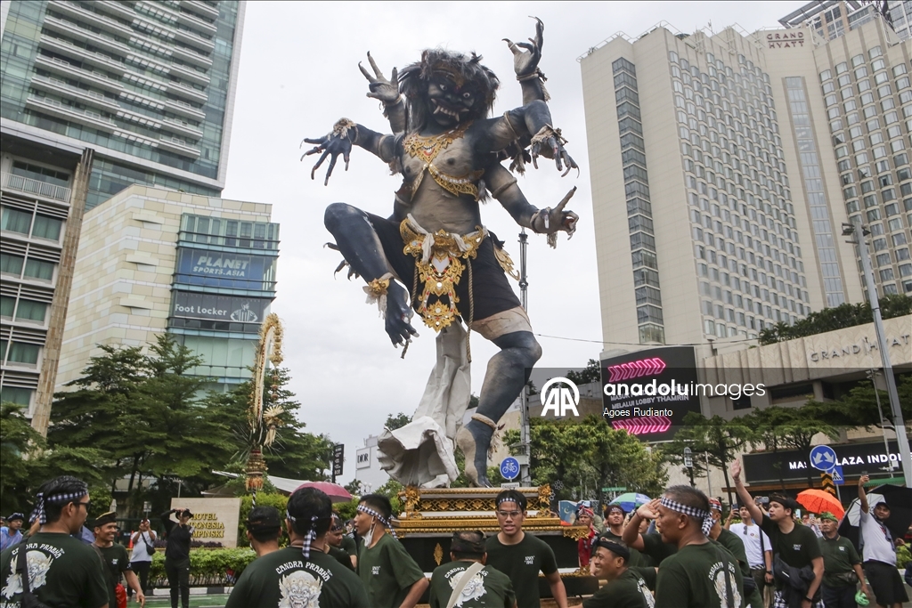 Cakarta'da "Sessizlik Günü" öncesi Ogoh-ogoh geçit töreni düzenlendi