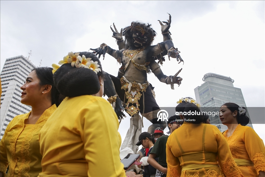 Cakarta'da "Sessizlik Günü" öncesi Ogoh-ogoh geçit töreni düzenlendi
