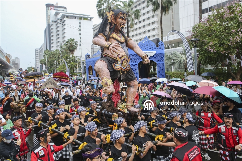 Cakarta'da "Sessizlik Günü" öncesi Ogoh-ogoh geçit töreni düzenlendi