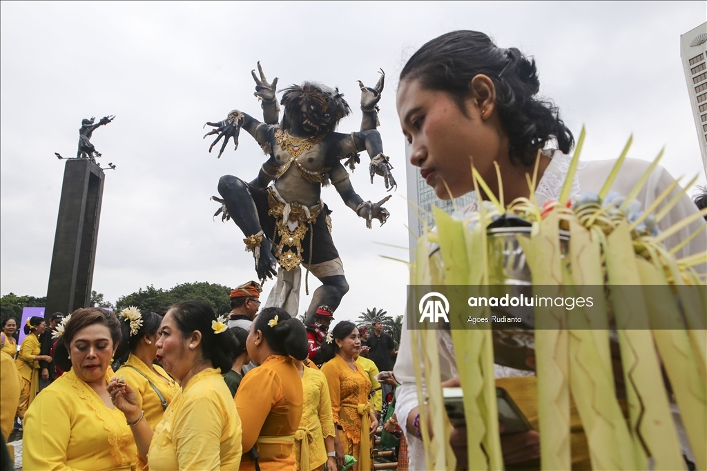 Cakarta'da "Sessizlik Günü" öncesi Ogoh-ogoh geçit töreni düzenlendi
