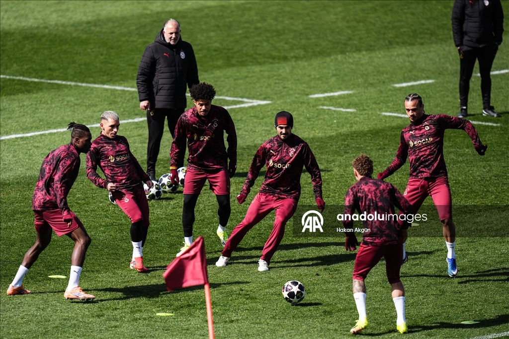 Ahead of Galatasaray v Liverpool - UEFA Champions League