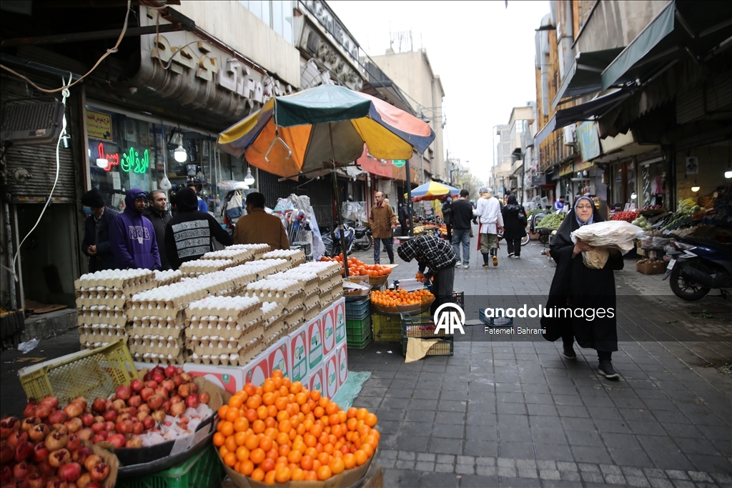 ABD-İsrail'in İran'a yönelik ortak saldırıları gölgesinde başkent Tahran'da hayat devam ediyor 17