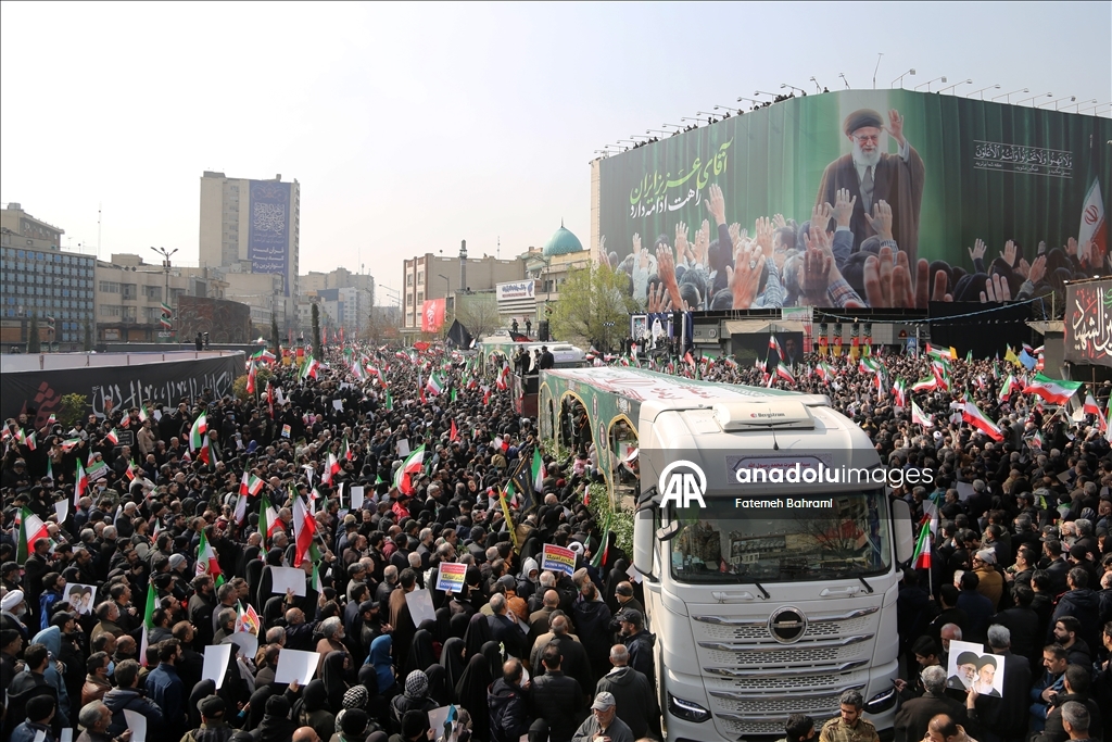 طهران .. تشييع قادة إيرانيين قُتلوا في هجمات أمريكية إسرائيلية على العاصمة