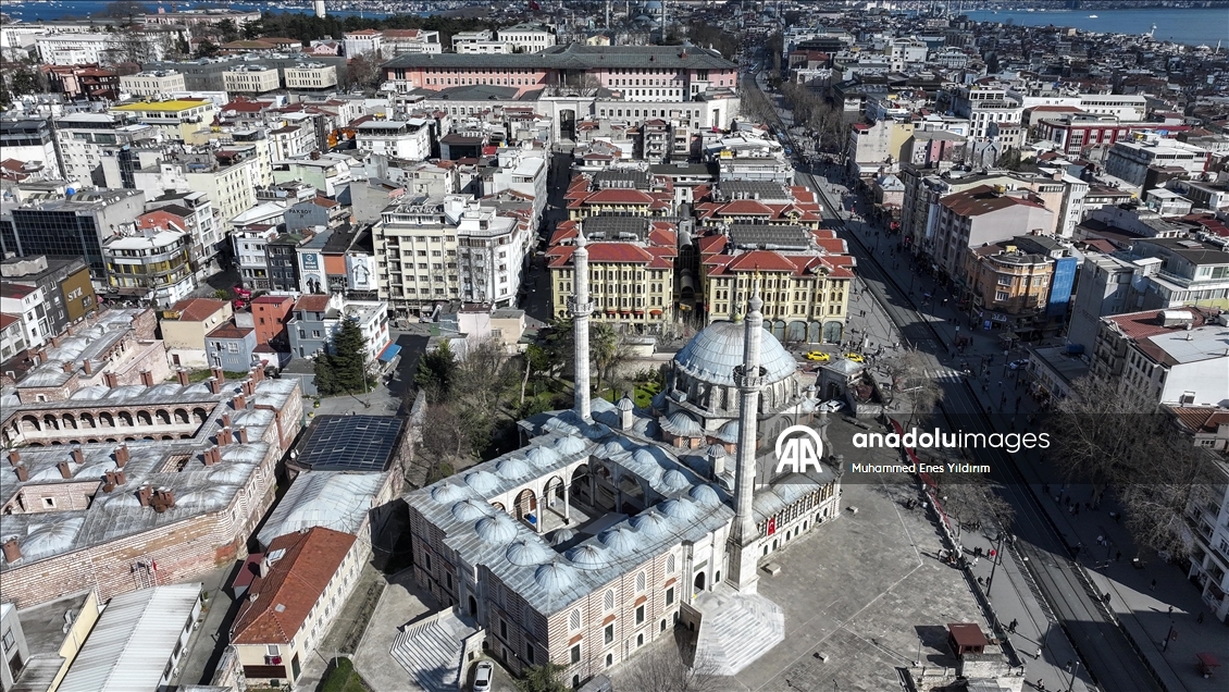 Osmanlı'nın İstanbul'daki son selatin külliyesi: Laleli Camisi