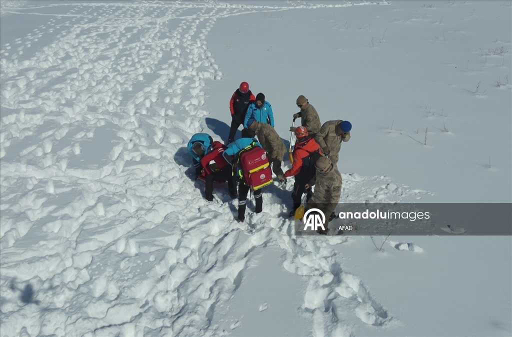 В турецкой провинции Ардахан прошли учения по реагированию на сход лавин