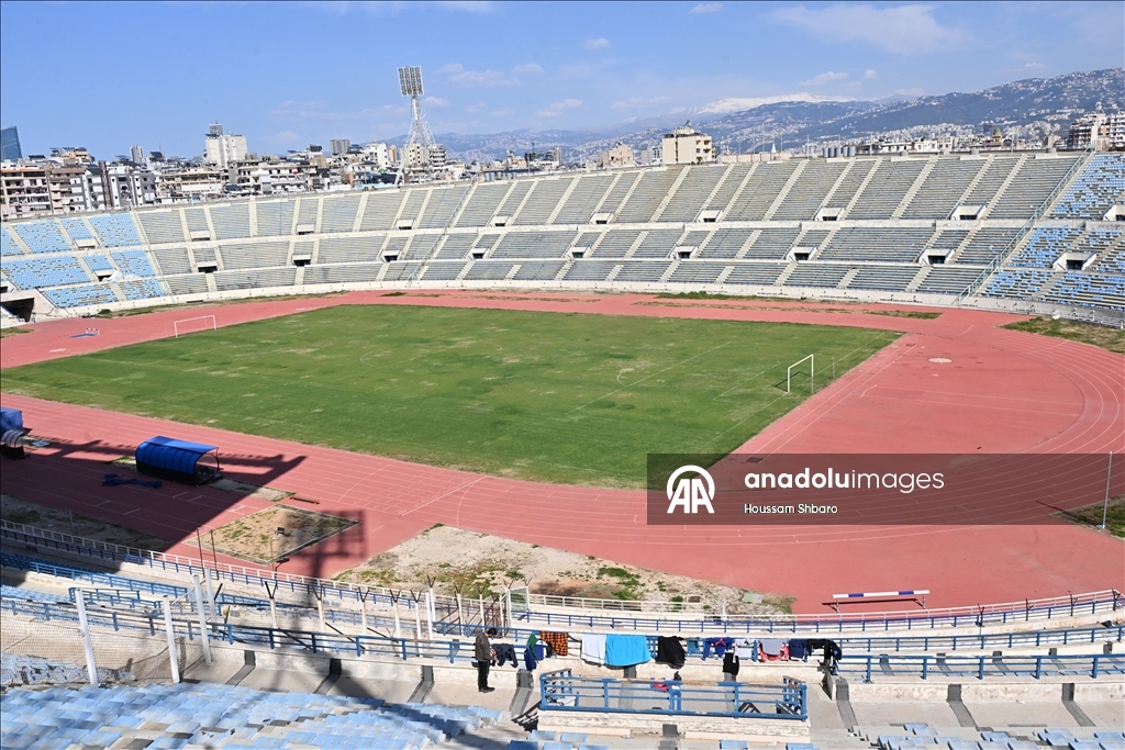  İsrail saldırıları nedeniyle Beyrut'un en büyük spor tesisi barınma merkezine dönüştürüldü