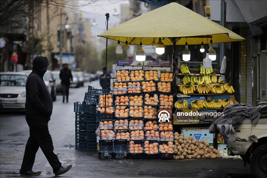 Жизнь в Тегеране продолжается на фоне совместных атак США и Израиля на Иран
