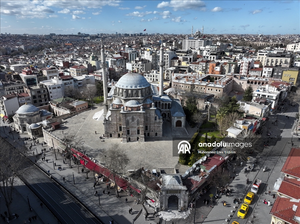 Osmanlı'nın İstanbul'daki son selatin külliyesi: Laleli Camisi