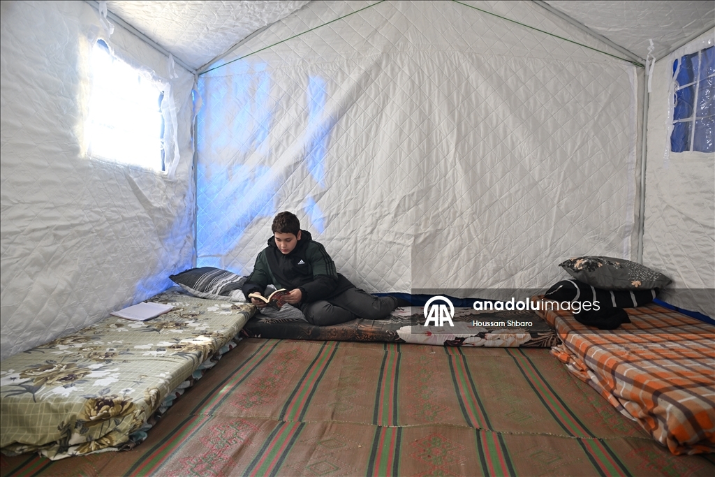  İsrail saldırıları nedeniyle Beyrut'un en büyük spor tesisi barınma merkezine dönüştürüldü