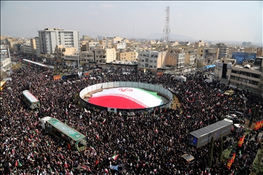 طهران .. تشييع قادة إيرانيين قُتلوا في هجمات أمريكية إسرائيلية على العاصمة