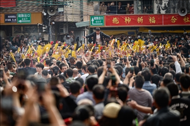 В китайском городе Шаньтоу прошел традиционный ритуал переноса статуй божеств