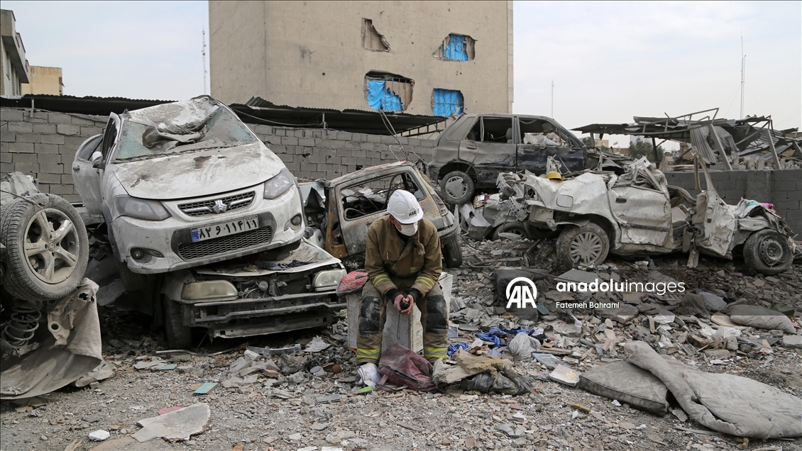 AA ekibi, İsrail-ABD saldırısında hedef alınan başkent Tahran’daki Risalet Meydanı çevresini görüntüledi