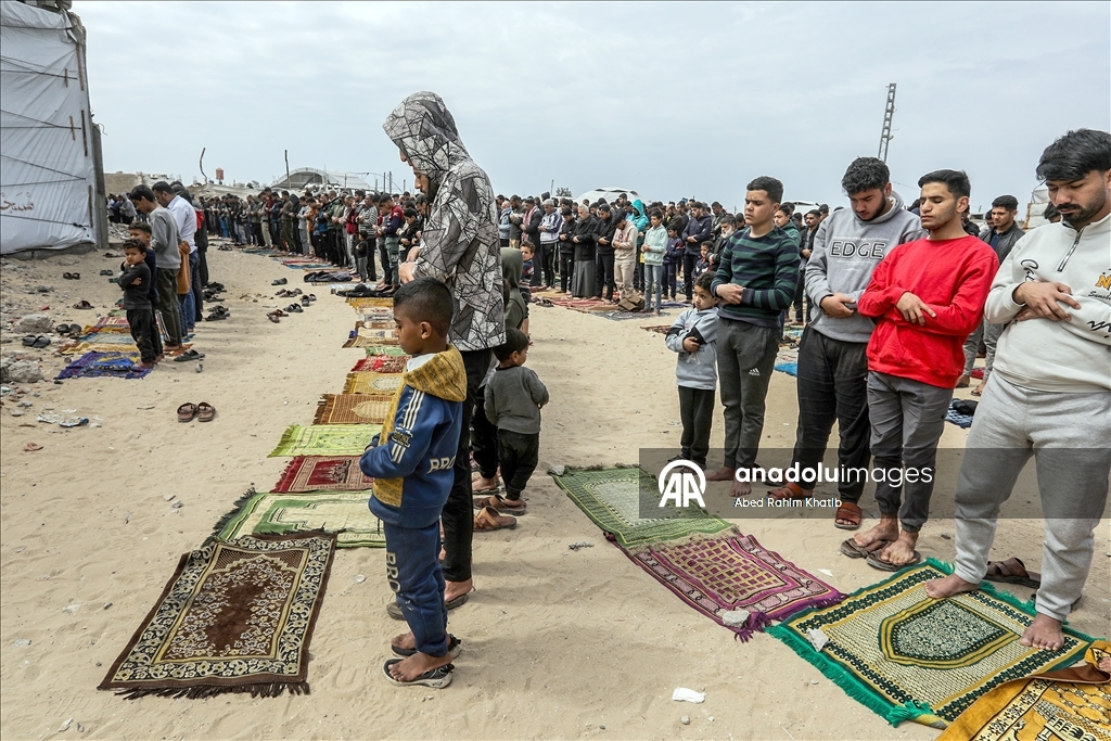 The last Friday prayer of Ramadan in Gaza