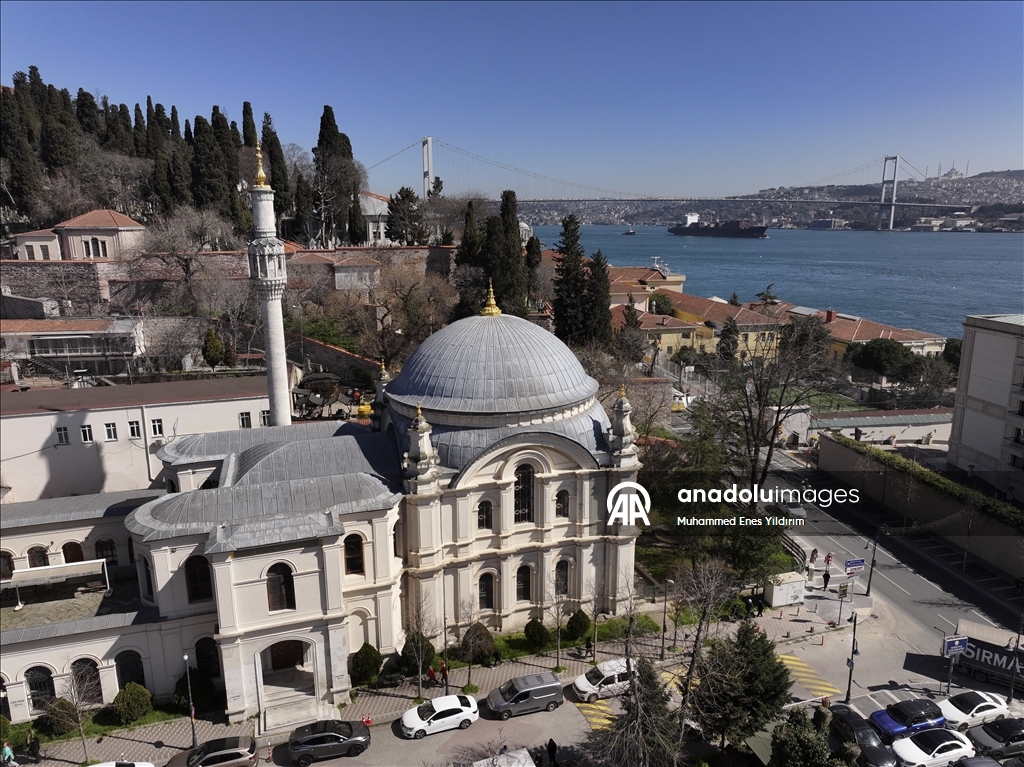 Kucuk Mecidiye Mosque, one of the palace structures on the Bosphorus shore