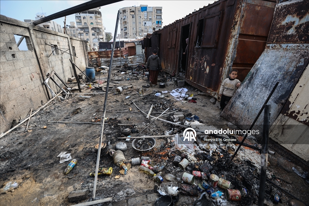 Израиль продолжает атаки на Газу, несмотря на перемирие