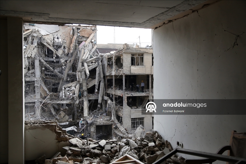 Район площади Ресалат в столице Ирана Тегеране, который подвергся ударам Израиля и США запечатлен на кадрах 4