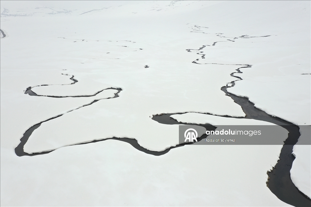 Заснеженные меандры Агры с высоты птичьего полета