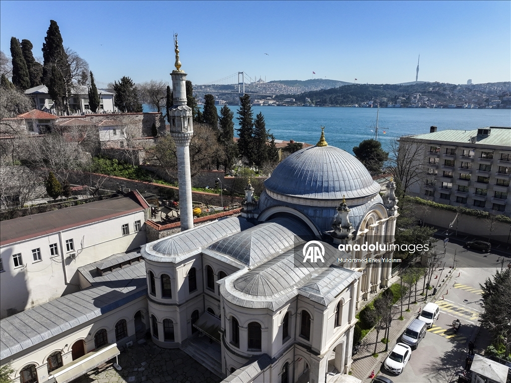 Kucuk Mecidiye Mosque, one of the palace structures on the Bosphorus shore