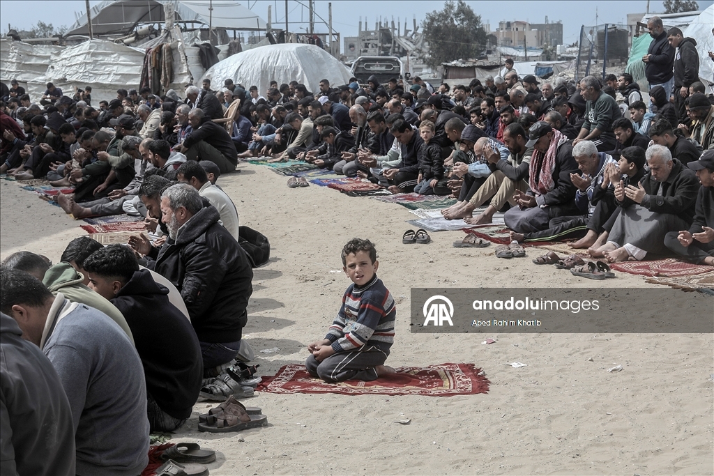 The last Friday prayer of Ramadan in Gaza