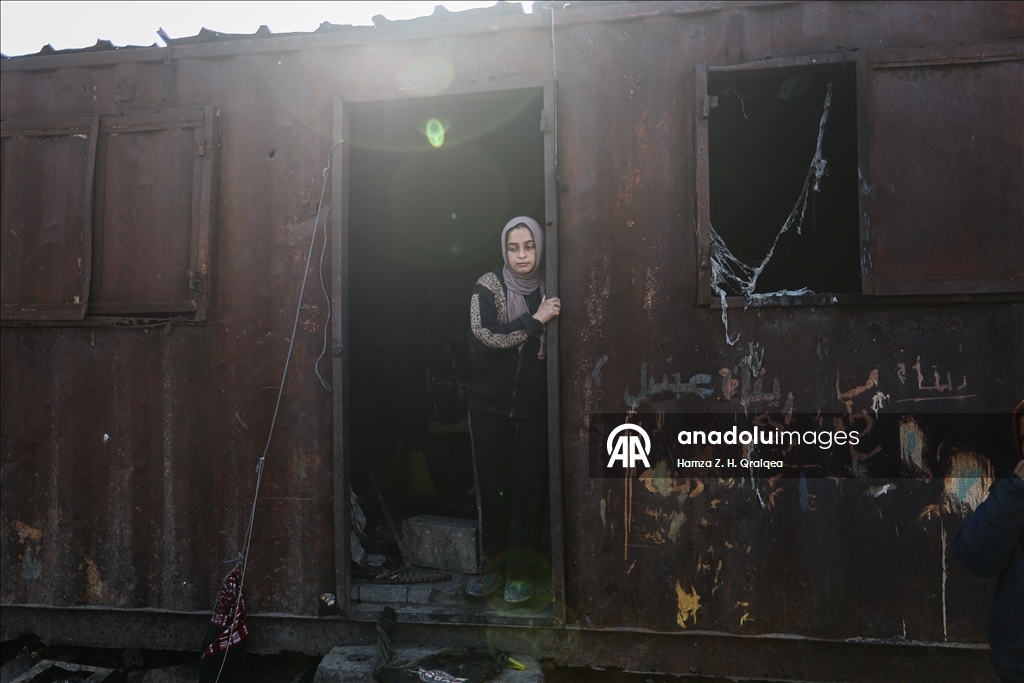 Израиль продолжает атаки на Газу, несмотря на перемирие