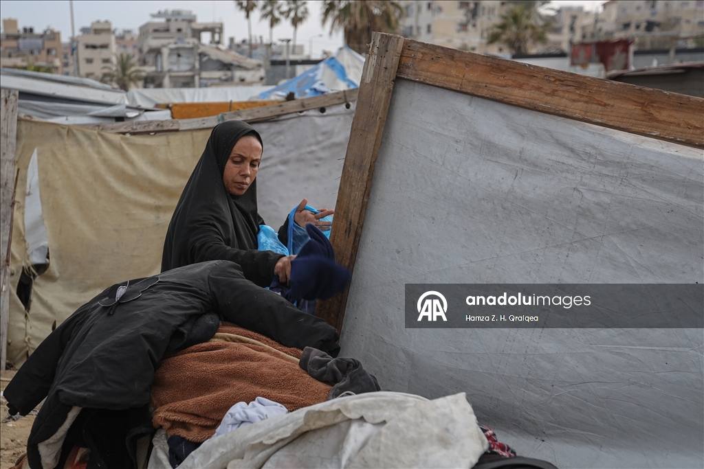 Израиль продолжает атаки на Газу, несмотря на перемирие