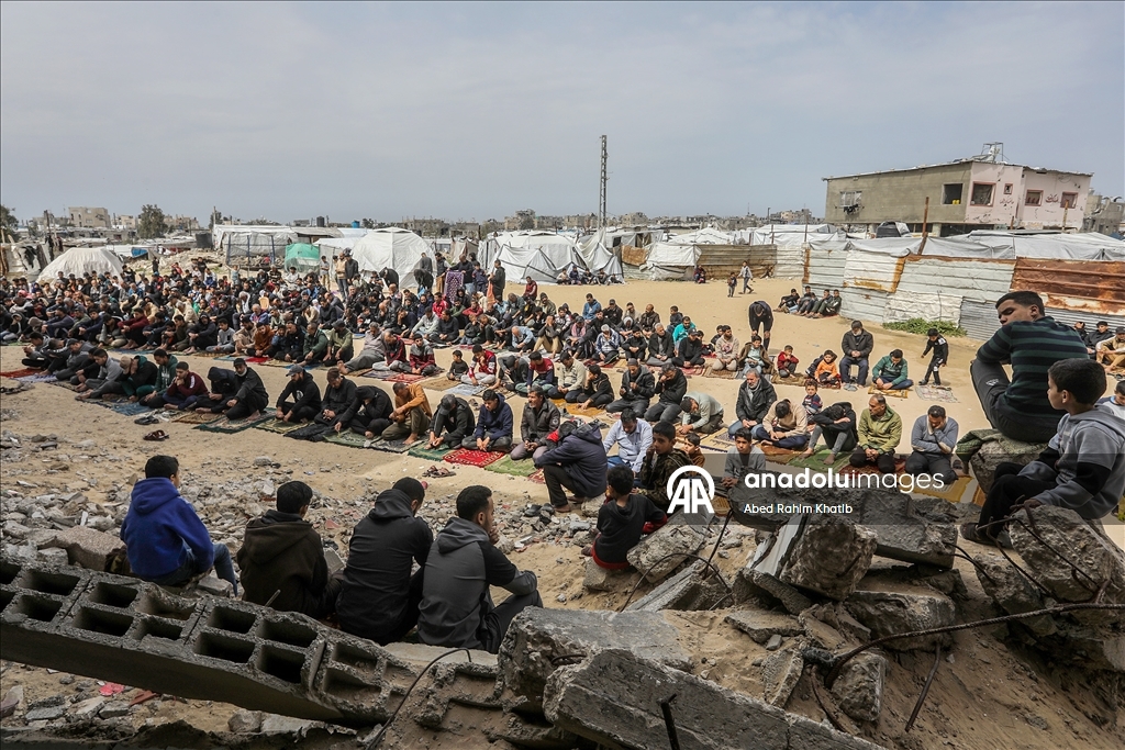 The last Friday prayer of Ramadan in Gaza