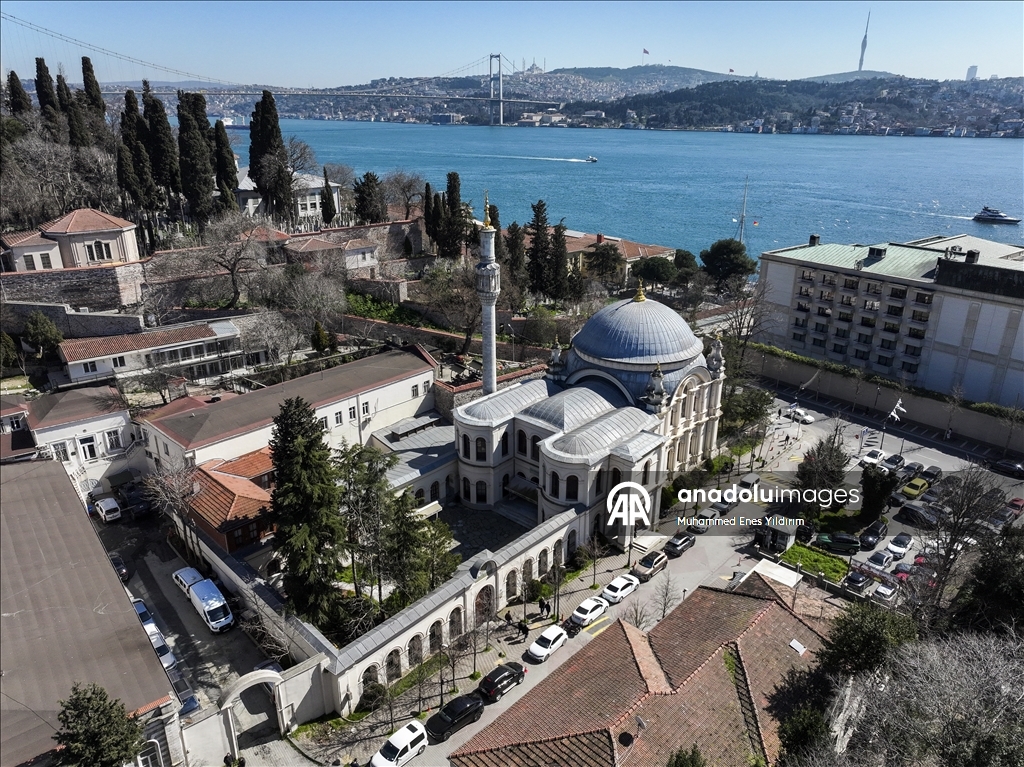 Kucuk Mecidiye Mosque, one of the palace structures on the Bosphorus shore