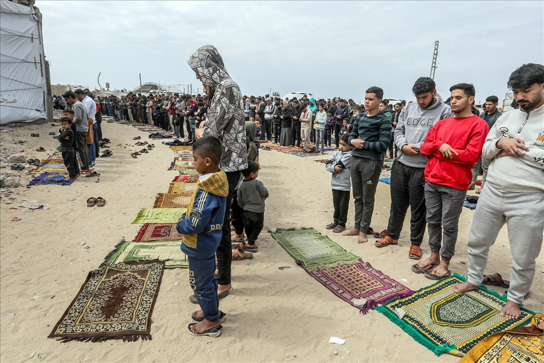 The last Friday prayer of Ramadan in Gaza