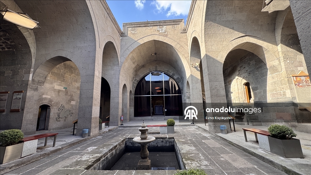 Anadolu'nun ilk tıp fakültesi olarak bilinen Gevher Nesibe Şifahanesi 820 yıldır ayakta 