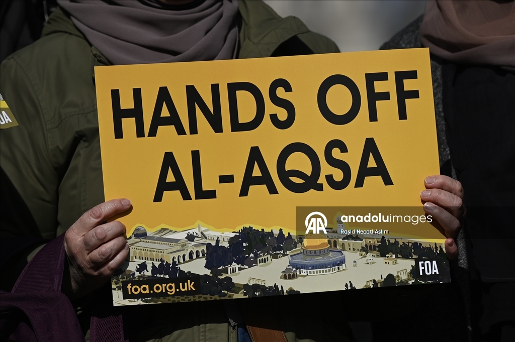 Mescid-i Aksa'nın kapatılması Londra’da protesto edildi