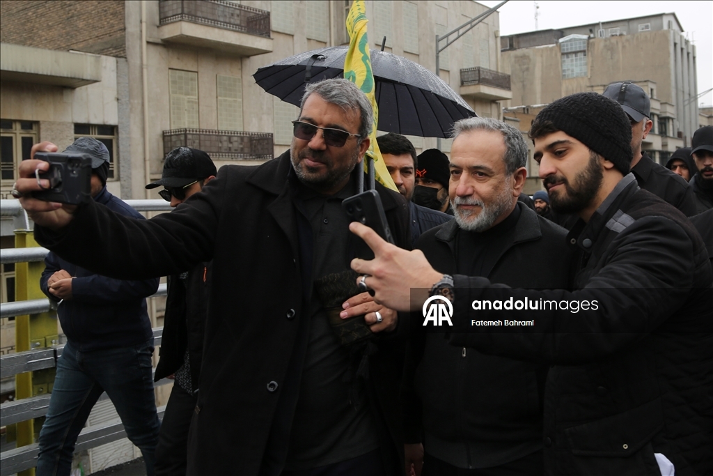 وزير الخارجية الإيراني عباس عراقجي يشارك في مسيرة "يوم القدس العالمي" في العاصمة طهران