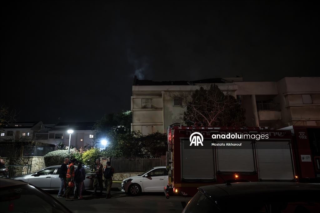 После перехвата иранской ракеты в центральной части Израиля зафиксирован материальный ущерб