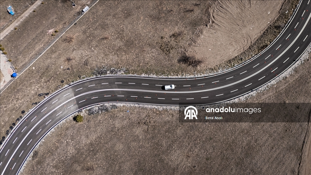 Trafik polisleri, zorlu parkurlarla sahada karşılaşabilecekleri senaryolara hazırlanıyor