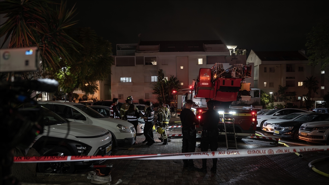 İran’dan atılan füzenin önlenmesinin ardından İsrail'in merkezinde 3 bölgede maddi hasar oluştu