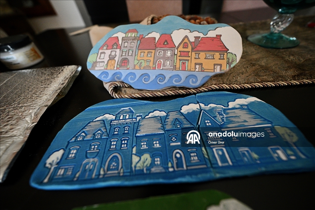 Турецкий офтальмолог делится с пациентами целительной силой искусства