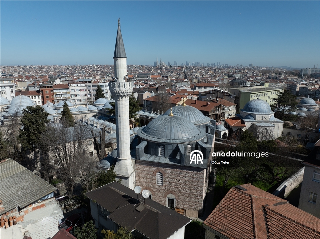 Первая работа Мимара Синана в должности главного архитектора: Мечеть Хасеки Хюррем Султан