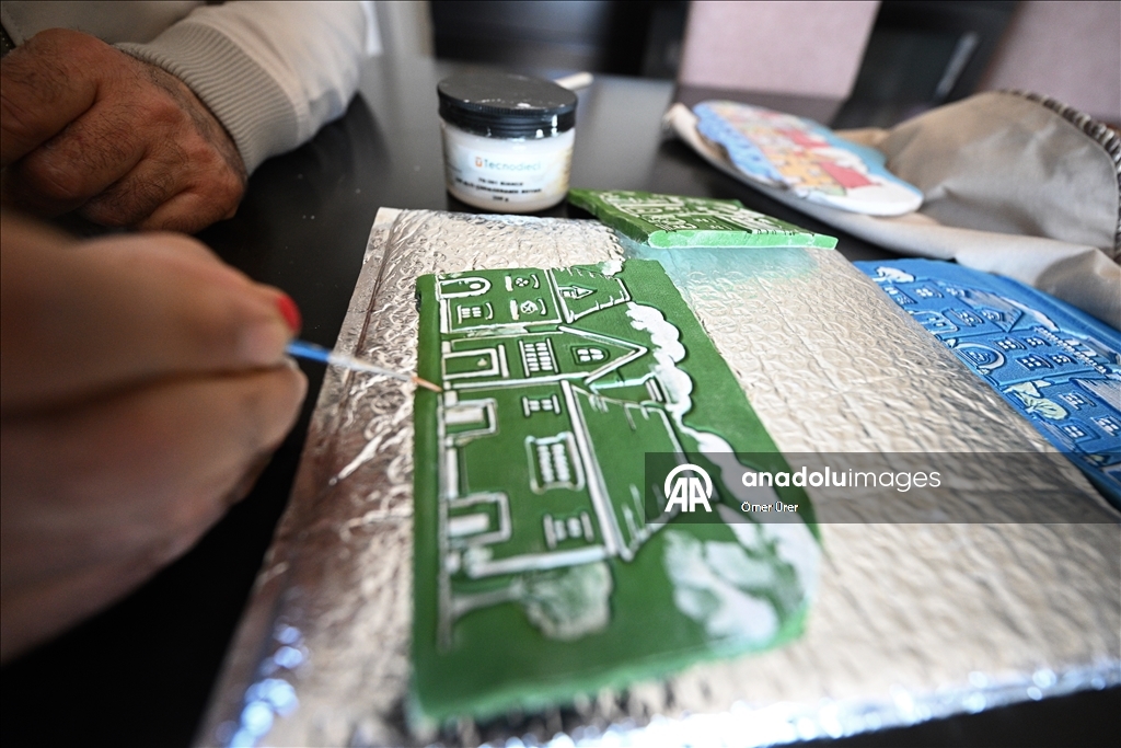 Турецкий офтальмолог делится с пациентами целительной силой искусства