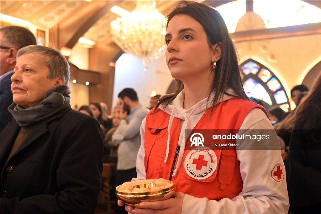 خلال قداس.. مسيحيون بجنوب لبنان يجددون رفضهم مغادرة قراهم