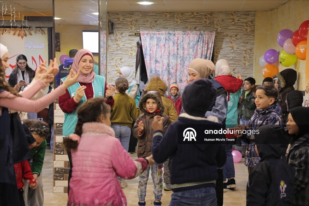 دمشق.. جمعيتان تركيتان تنظمان فعالية للأطفال في مخيم اليرموك