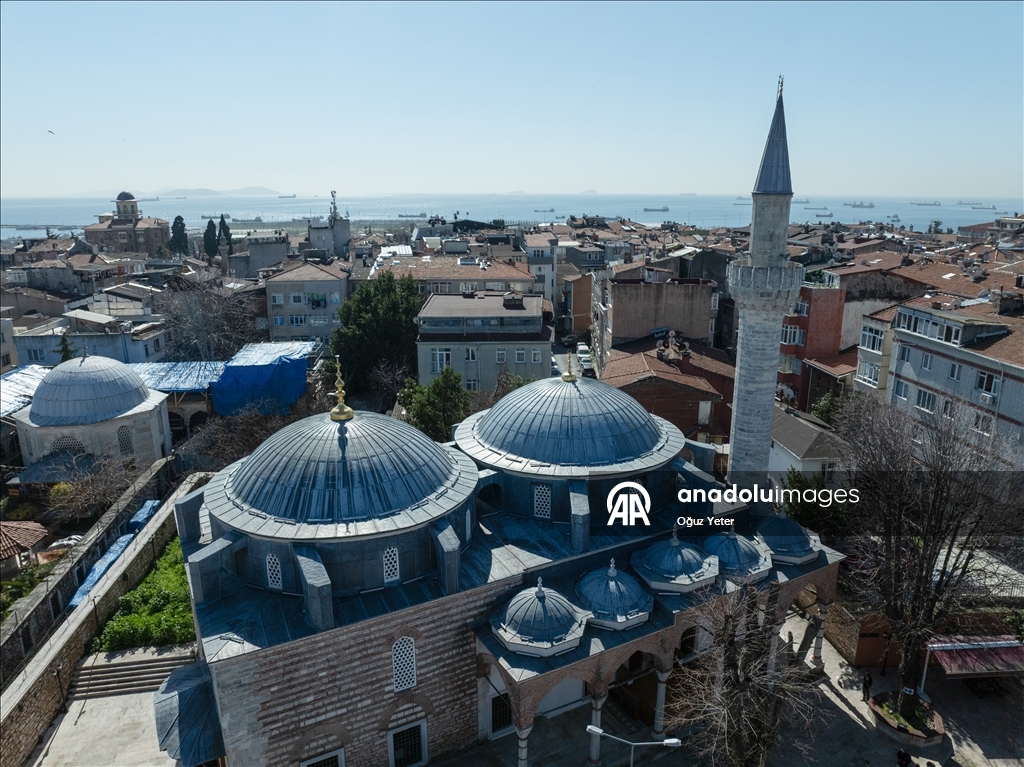 Первая работа Мимара Синана в должности главного архитектора: Мечеть Хасеки Хюррем Султан